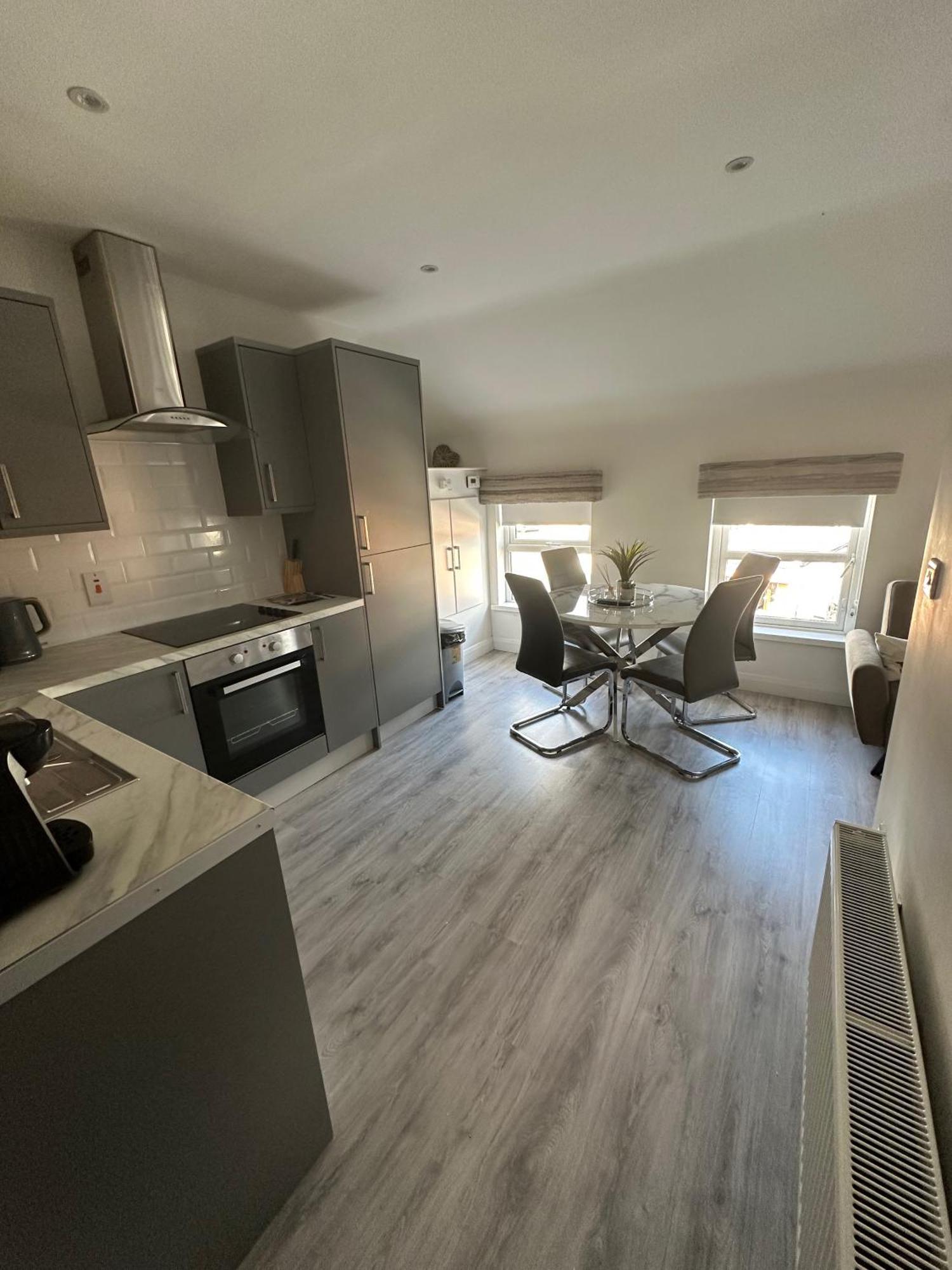Westland Suites - Stylish, Modern, Elegant, Central Apartments A Лондондеррі Екстер'єр фото