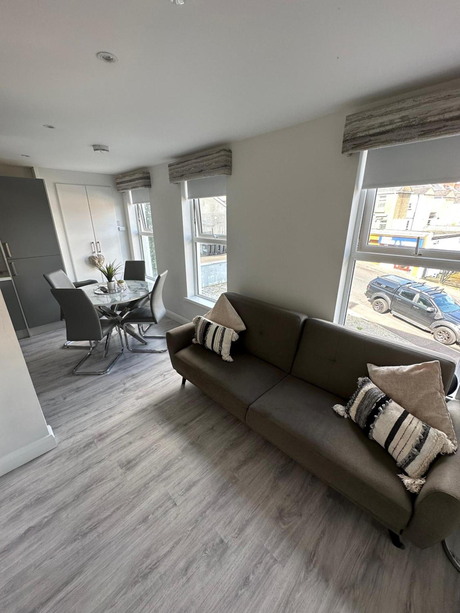 Westland Suites - Stylish, Modern, Elegant, Central Apartments A Лондондеррі Екстер'єр фото